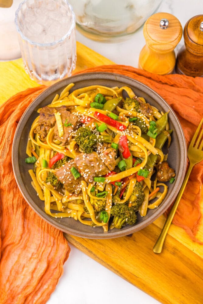 Slow Cooker Beef Lo Mein