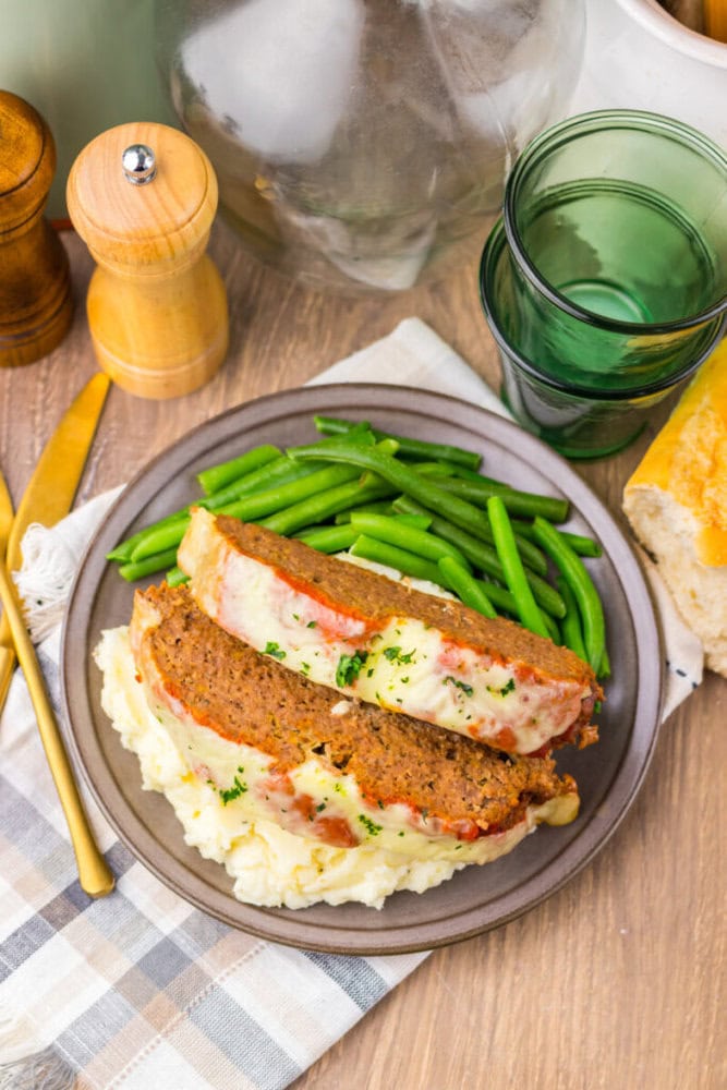 Slow Cooker Italian Meatloaf