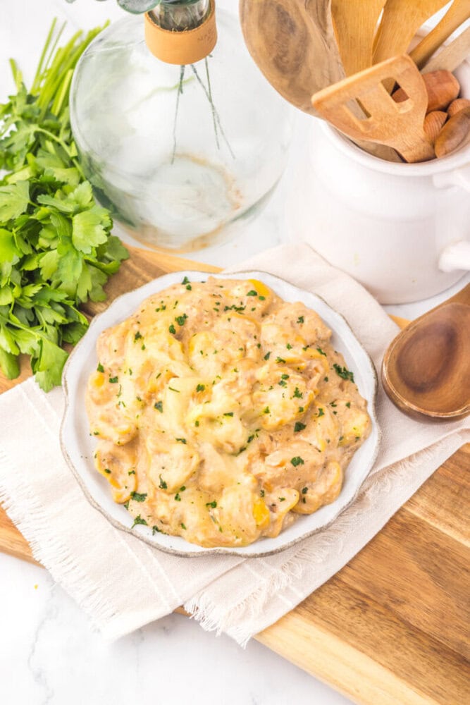 Slow Cooker French Onion Chicken Tortellini